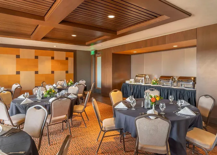 Best Western Premier Boulder Falls Inn