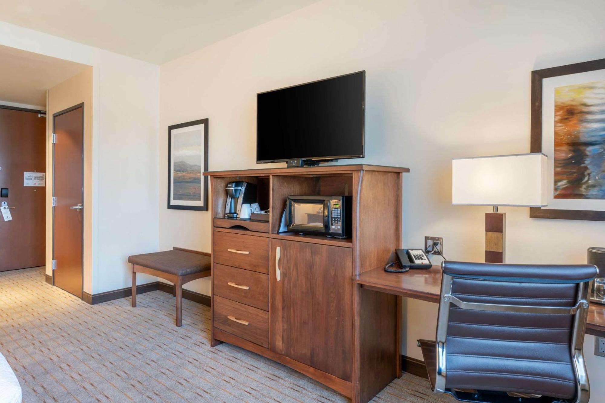 Hotel Western Premier Boulder Falls